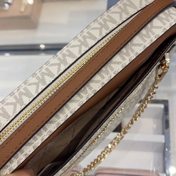 Michael Kors Jet Set Item Large East West Zip Chain MK Signature Crossbody Bag - Picture 8 of 15